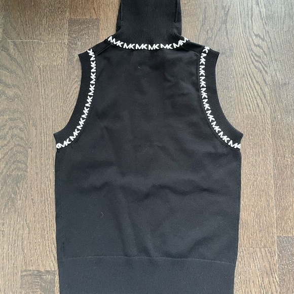 Michael Kors Turtle neck - Picture 1 of 2